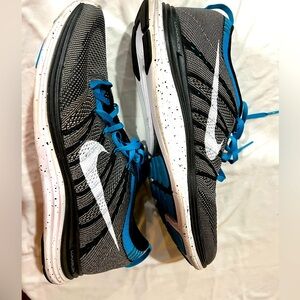 Nike lunar lunarlon one flyknit mens size 10.5 rare deadstock perfect condition